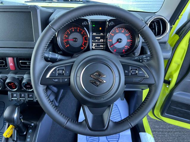 Image for 2024 Suzuki Jimny 660cc AWD AUTO ** DELIVERY MILEAGE ** // PARKING SENSORS // LOW RATIO TRANSFER BOX // 16" ALLOYS
