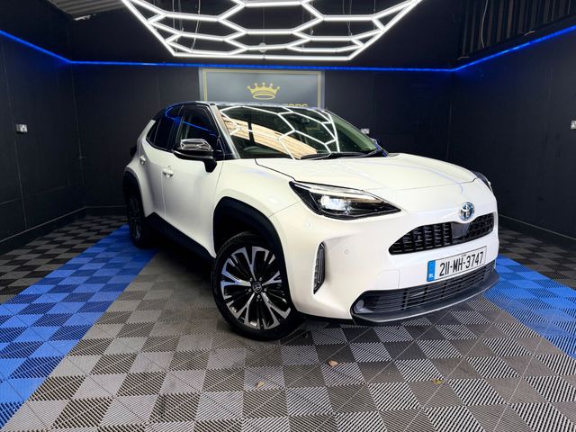 Image for 2021 Toyota Yaris Cross 1.5 Hybrid CVT Luna Sport