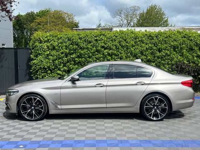 Image for 2018 BMW 5 Series 523d LUXURY LINE 2.0 D AUTO // OPENING SUNROOF // NEW 20" M COMP ALLOYS // LEATHER INTERIOR