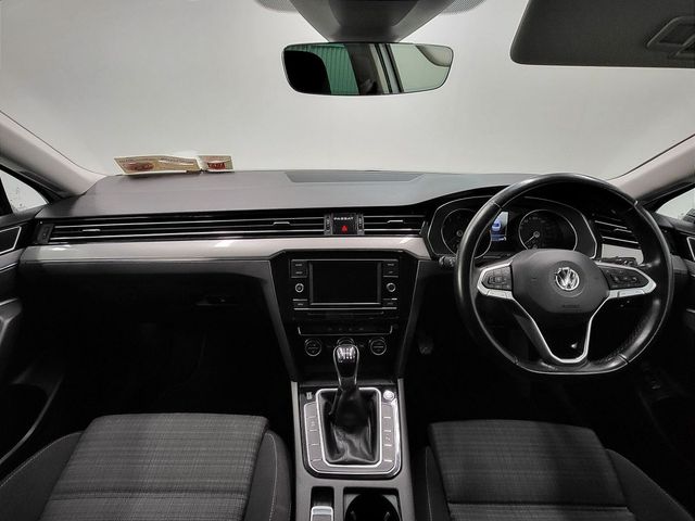 Image for 2021 Volkswagen Passat 1.5 TSI 150HP Business