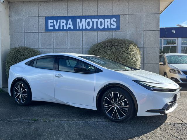 Image for 2023 Toyota Prius Z HYBRID AUTOMATIC 2.0 PETROL //MASSIVE SPEC//FULL LEATHER//HEATED AND COOLED SEATS//HEATED STEERING WHEEL//360 PARKING CAMERAS//KEYLESS ENTRY//ADAPTIVE CRUISE CONTROL//