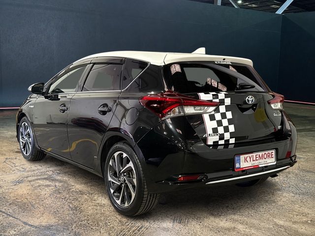 Image for 2016 Toyota Auris 1.8 HYBRID BRICK LANE G PACKAGE - CREAM/BLACK LEATHER - FACTORY ALLOYS - CRUISE CONTROL - HEATED SEATS - REAR CAMERA