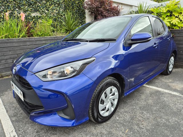 Image for 2022 Toyota Yaris 1.0 PETROL AUTO / X SPEC / LOW MILEAGE / TAX €190