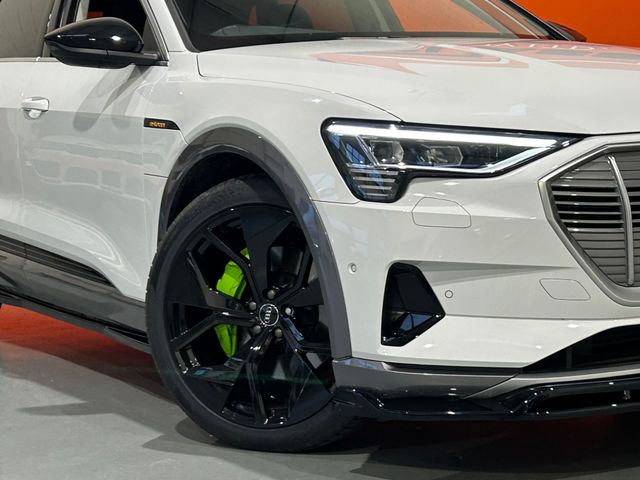 Image for 2022 Audi e-tron QUATTRO TECHNIK 55 95 KwH BATTERY