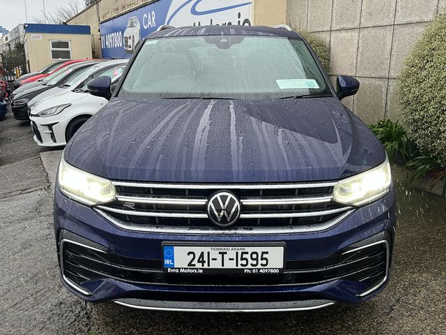 Image for 2024 Volkswagen Tiguan Allspace 7 SEATER R-LINE AUTOMATIC 2.0 DIESEL //SAT NAV//HEATED SEATS//REVERSE CAMERA//ADAPTIVE CRUISE CONTROL//HEATED STEERING WHEEL//