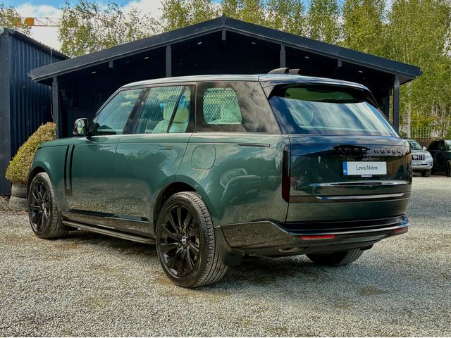 Image for 2024 Land Rover Range Rover SE P460E, BELGRAVIA GREEN, PERLINO INTERIOR, LESS THAN 11KM'S, 360 CAMERA, TILT AND SLIDE PAN ROOF, MERIDIAN SOUND SYSTEM