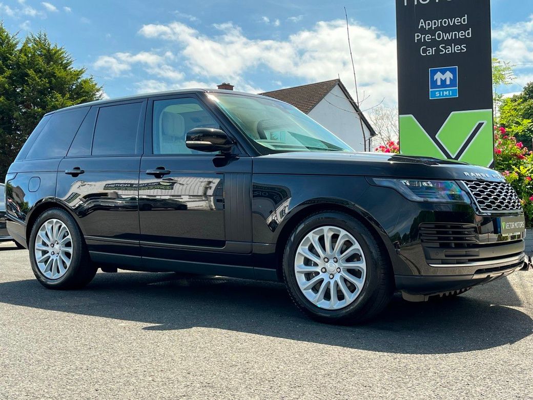Image for 2021 Land Rover Range Rover VOGUE IVORY LEATHER P400E PHEV