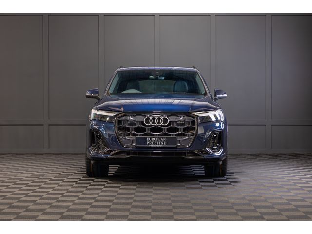 Image for 2025 Audi Q7 55 TFSIe Quattro S-Line