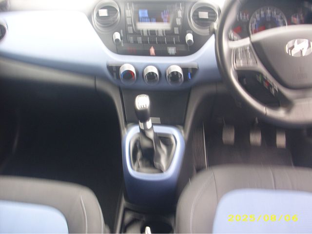 Image for 2016 Hyundai i10 MANUAL DELUXE 4DR