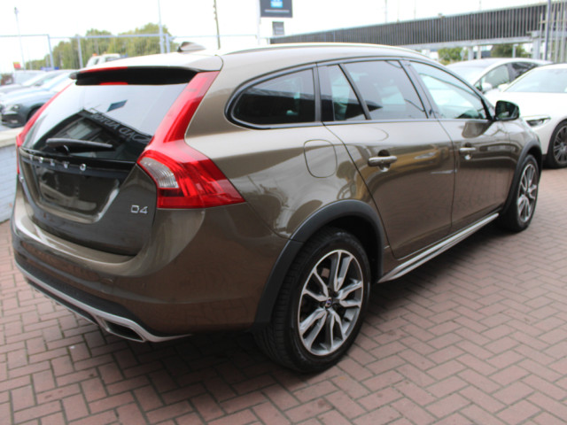 Image for 2016 Volvo V60 Cross Country 2016 VOLVO V60 CROSS COUNTRY