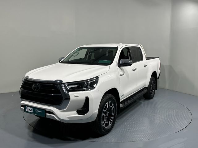 Image for 2023 Toyota Hilux 2.8 D-4D Invincible Automatic 231