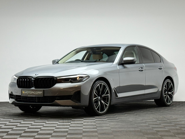 Image for 2023 BMW 5 Series 520i SE AUTO