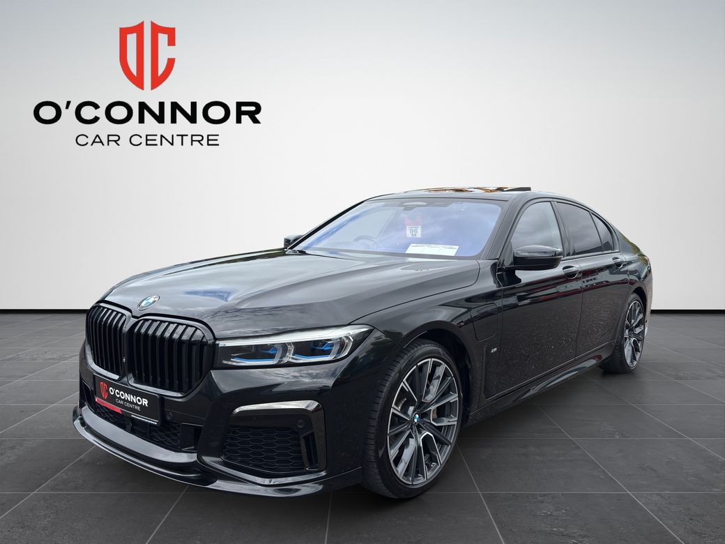 Image for 2020 BMW 7 Series 🔥 BMW 745e M SPORT 🔥 BLACK METALLIC | PLUG-IN HYBRID | LUXURY SALOON Finished in stunning Black Metallic with a premium black leather interior, this BMW 745e M Sport is luxury motoring at its fi
