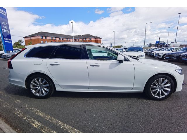 Image for 2021 Volvo V90 2.0 B4 MOMENTUM AUTOMATIC DIESEL **SUNROOF** - FINANCE AVAILABLE - CALL US TODAY ON 01 492 6566 OR 087-092 5525