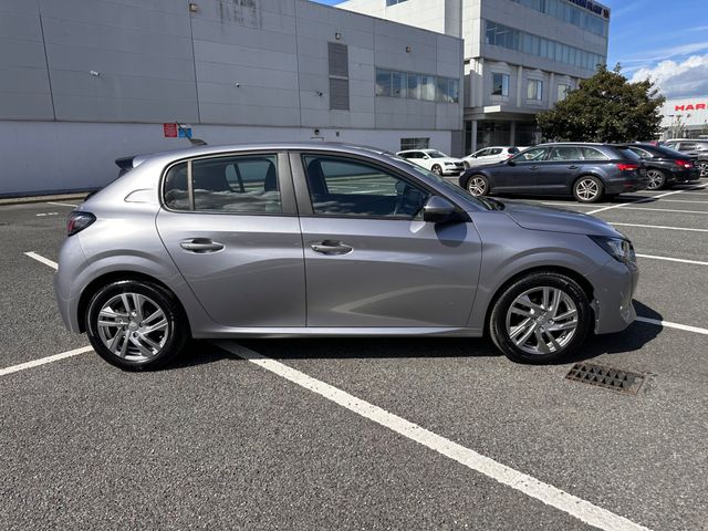 Image for 2020 Peugeot 208 1.2 PETROL, ACTIVE MODEL, TINY MILEAGE, FINANCE, WARRANTY, 5 STAR REVIEWS