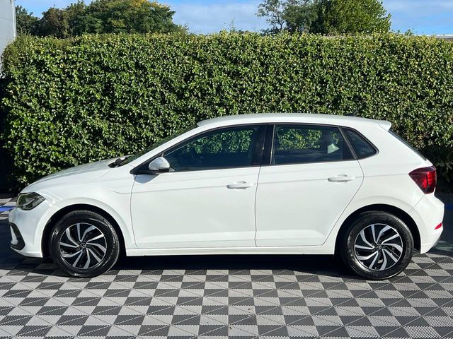 Image for 2023 Volkswagen Polo LIFE 1.0 TSI AUTO // APPLE CARPLAY/ANDROID AUTO // DIAMOND CUT ALLOYS // AIR CONDITIONING
