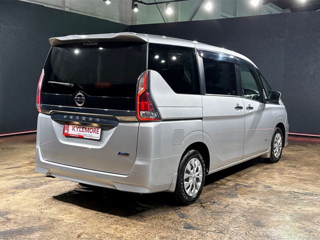 Image for 2017 Nissan Serena 2.0 HYBRID AUTOMATIC - CRUISE CONTROL - REVERSE CAMERA