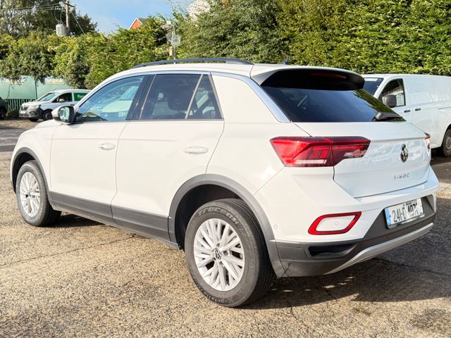Image for 2024 Volkswagen T-Roc Life 1.0 TSI M6F 116HP