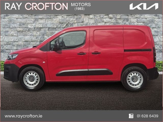 Image for 2024 Citroen Berlingo -TOUCH MWB 5 seats 50kWh 136 hp + VAT