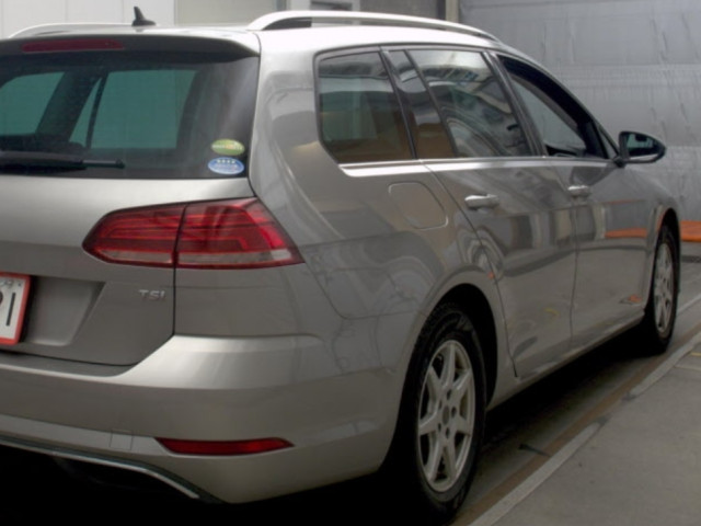 Image for 2017 Volkswagen Golf 1.2 Estate Petrol Auto