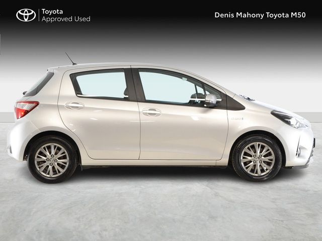 Image for 2019 Toyota Yaris Luna Hybrid Auto