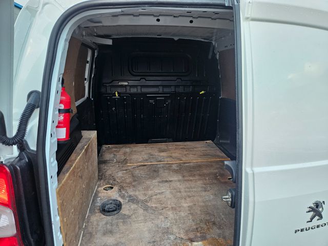 Image for 2021 Peugeot Partner 1.5 Blue HDI panelled 6.2 2