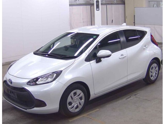 Image for 2021 Toyota Aqua 1.5