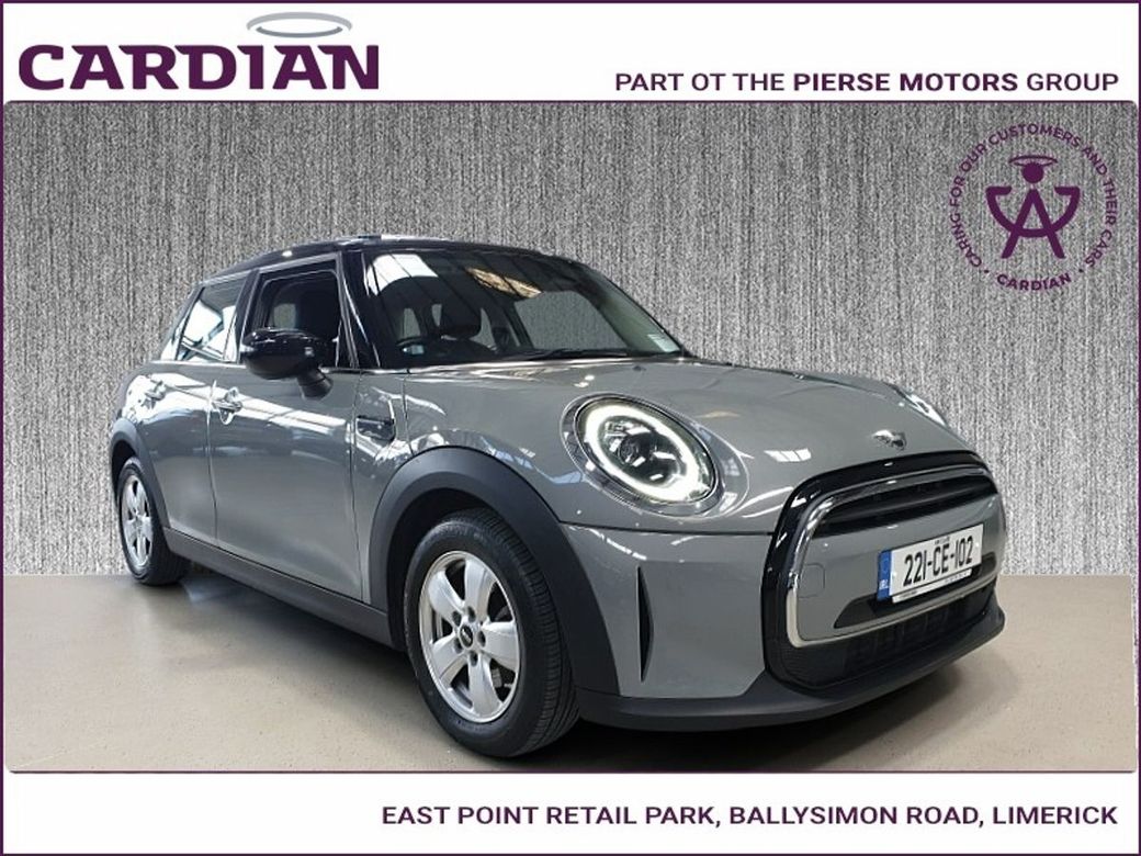 Image for 2022 Mini Cooper Cooper Classic 4 Door