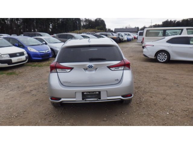 Image for 2016 Toyota Yaris Vitz 