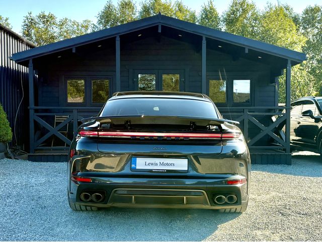 Image for 2025 Porsche Panamera Turbo E-Hybrid **DEPOSIT TAKEN** 680BHP, BOSE SOUND SYSTEM, 360 CAMERA, CARBON CERAMIC BRAKES, AIR SUSPENSION