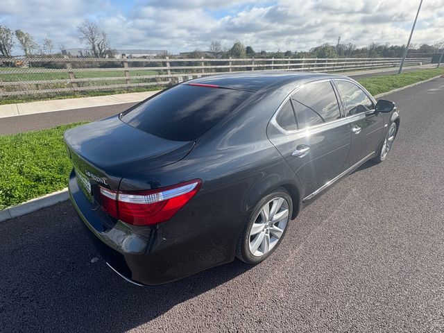 Image for 2008 Lexus LS 600 H 600H LRSR LWB! 1 OWNER 1 YEAR NCT , Presidential Model, Full Leather Seats, Leather Upholstery, Metallic Paint, Panoramic Sunroof, Reversing Camera, Parking Sensors, Touchscreen Radio, Electric Seats 