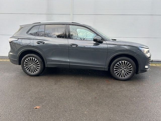Image for 2025 Volkswagen Tiguan Tiguan Match 1.5Tsi Phev eHybrid 204Bhp DSG 19.7 kWh Auto