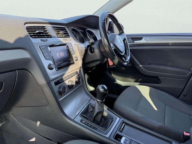 Image for 2014 Volkswagen Golf 1.6 TDI SE BMT 105PS 5DR