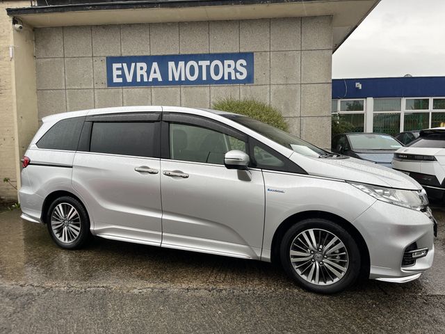 Image for 2020 Honda Odyssey 8 SEATER ABSOLUTE AUTOMATIC HYBRID 2.0 PETROL //ELECTRIC DRIVERS SEAT//REVERSE CAMERA//SLIDING REAR DOORS// 