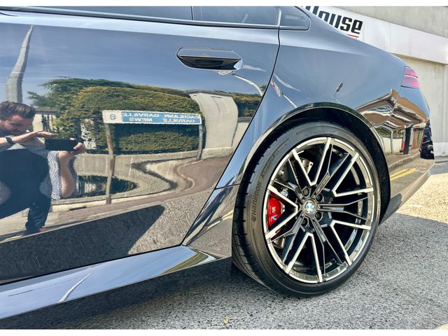 Image for 2024 BMW M5 *TINY MILAGE* 4.4 V8 HYBRID AUTO 4DR