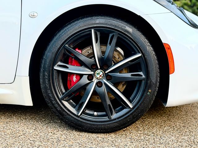 Image for 2016 Alfa Romeo 4C 1.7 4C TBI S-A 2ST 2DR Auto