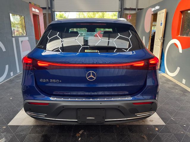 Image for 2024 Mercedes-Benz EQA 2024 MERCEDES-BENZ EQA250+ AUTOMATIC / CRUISE CONTROL / PARKING CAMERA / ELECTRIC MEMORY & HEATED SEATS / PADDLE SHIFTERS / PANORAMIC SUNROOF / AMBIENT LIGHTS / APPLE CARPLAY AND MORE