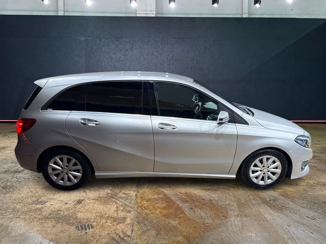 Image for 2017 Mercedes-Benz B Class 1.6 AUTOMATIC - FACTORY ALLOYS - LOW MILEAGE - MULTI FUNCTION STEERING WHEEL - CRUISE CONTROL - HEATED SEATS