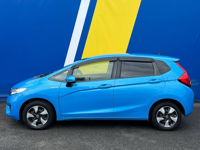 Image for 2016 Honda Fit 1.5 HYBRID L-PACKAGE AUTO // SERVICE HISTORY // HALF LEATHER INTERIOR // CRUISE CONTROL