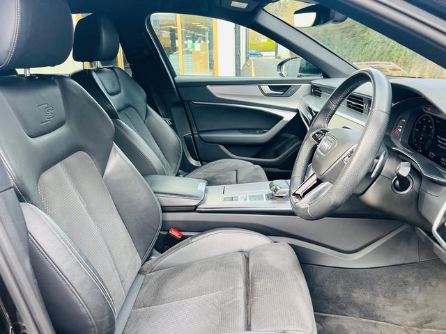 Image for 2021 Audi A6 HALF LEATHER // MULTI-FUNC WHEEL // REVERSE CAM