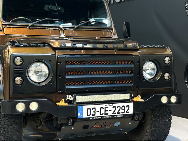Image for 2003 Land Rover Defender 90 HARD TOP 2.5