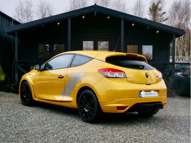 Image for 2015 Renault Megane RS 275 Trophy **DEPOSIT TAKEN** AKRAPOVIC EXHAUST, RS MODE, RECARO BUCKET SEATS, CARBON TRIM