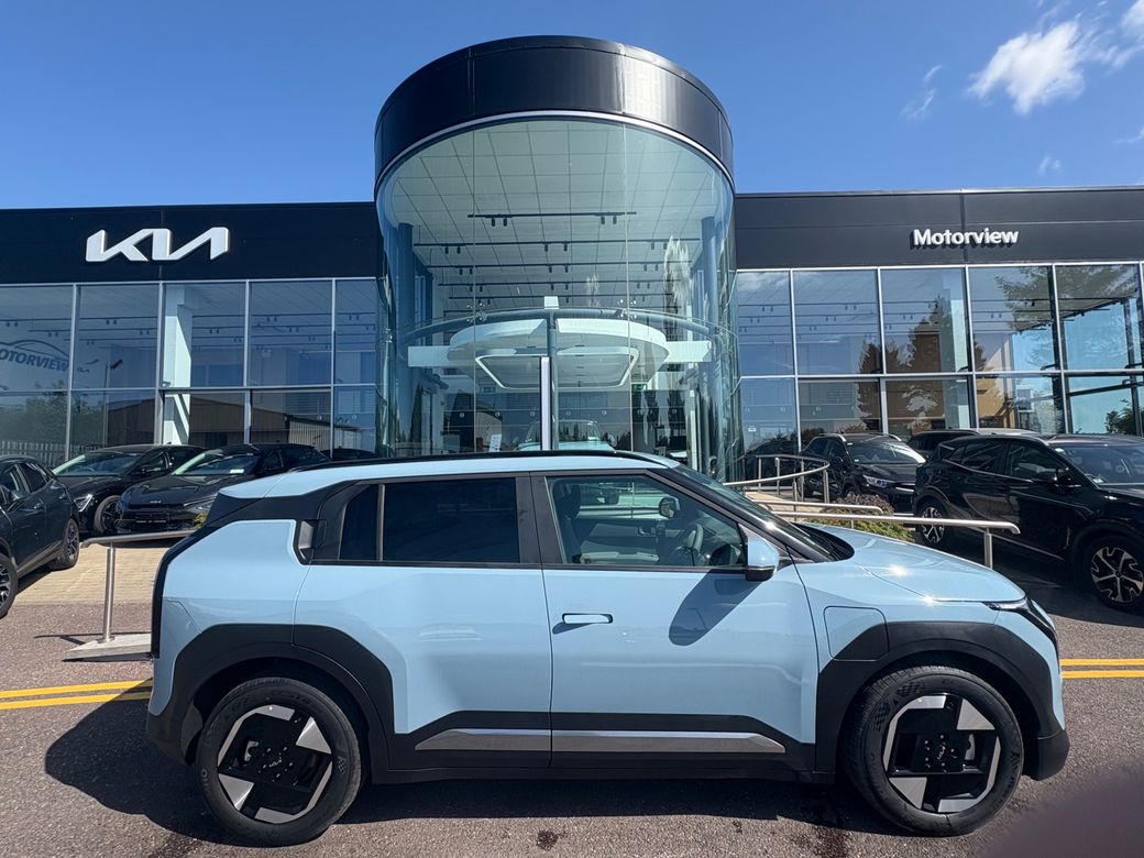 Image for 2025 Kia EV3 *Earth 2 up to 436 km range, **Finance From 0%**Led HeadLights, sat nav radio, 7 YEAR WARRANTY, Reversing Camera, Parking Sensors, wireless charger 