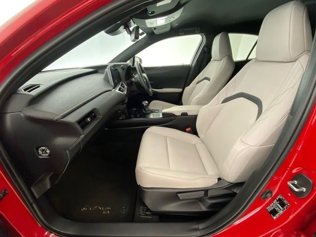 Image for 2023 Lexus UX 250H Dynamic