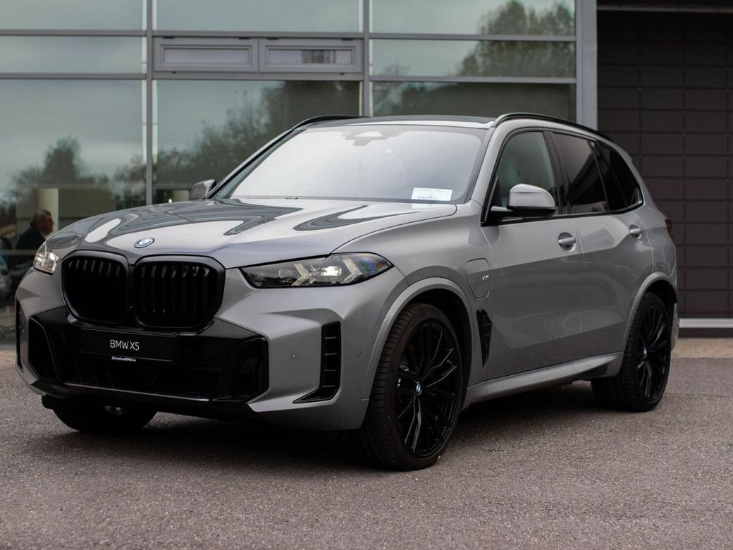 Image for 2026 BMW X5 Xdrive50e M Sport Pro