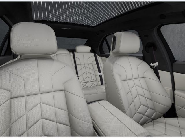 Image for 2026 BMW 7 Series 750e xDrive M Sport Pro