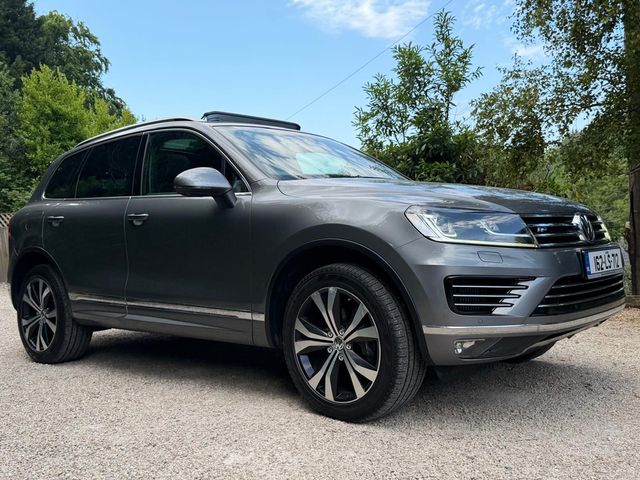 Image for 2016 Volkswagen Touareg 3.0 TDI V6 R-LINE *Passenger…Panoramic Sunroof*
