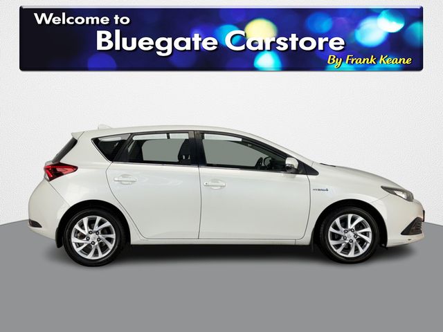 Image for 2017 Toyota Auris 1.8 HYBRID LUNA 4DR AUTOMATIC**MULTIFUNCTIONAL STEERING WHEEL**KEYLESS START**TOUCH SCREEN MEDIA DISPLAY**BLACK/GREY CLOTH INTERIOR**REVERSE CAMERA**ELECTRIC MIRRORS**FINANCE ARRANGED**