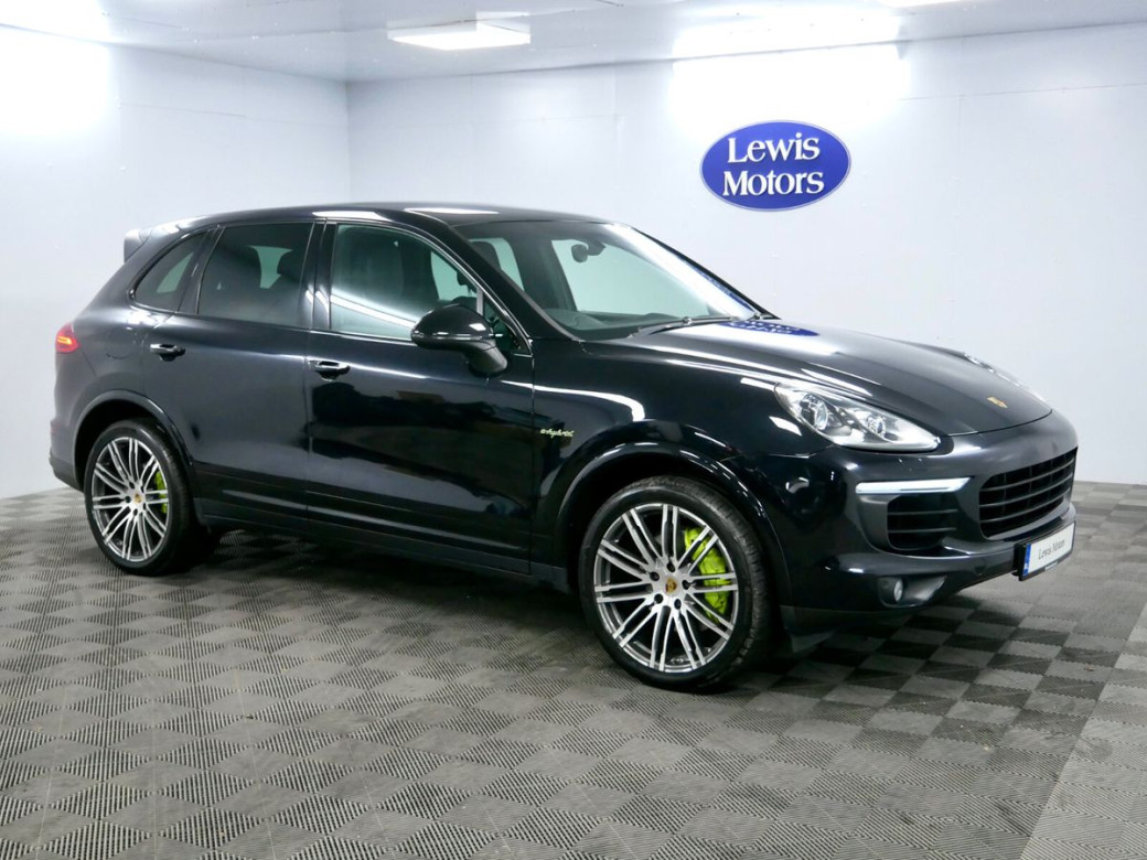Image for 2017 Porsche Cayenne 2017 Porsche Cayenne E-Hybrid Platnum Edition