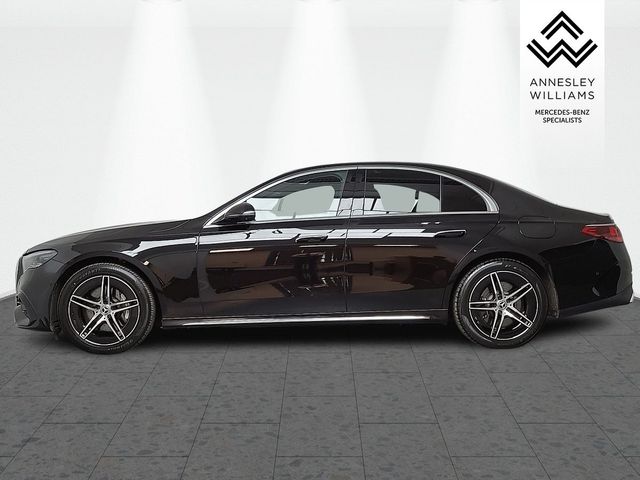 Image for 2024 Mercedes-Benz E Class E300e AMG Line Premium